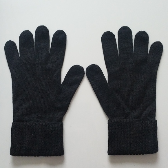 Louis Vuitton Gloves - Picture 2 of 4